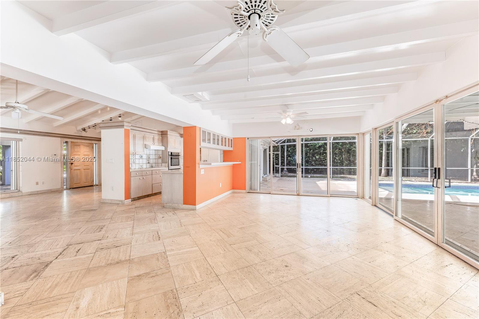 HOLIDAY COLONY - Residential