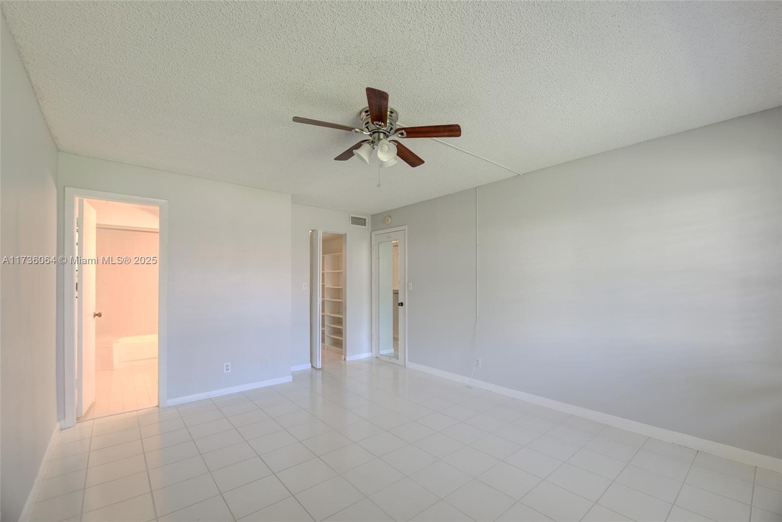 VALENCIA VILLAGE CONDO PH - Residential