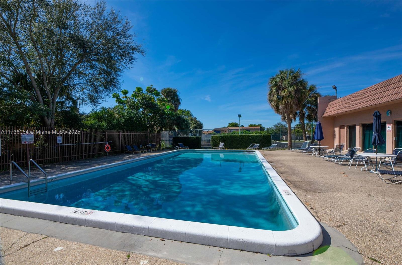VALENCIA VILLAGE CONDO PH - Residential