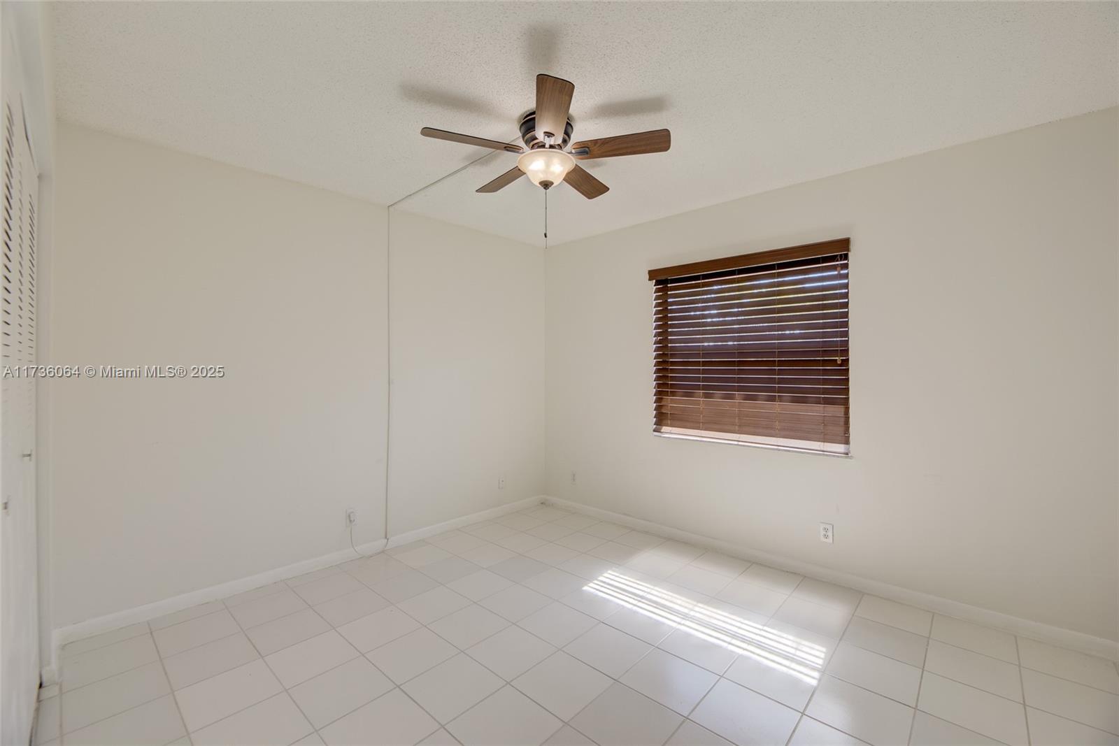 VALENCIA VILLAGE CONDO PH - Residential