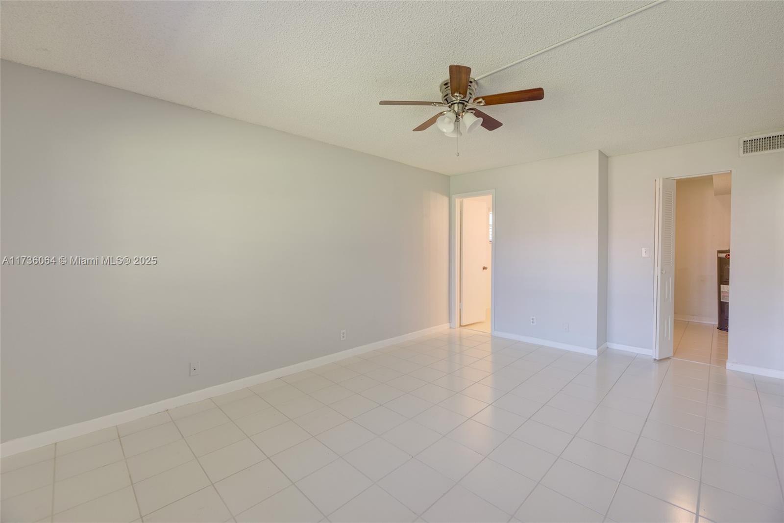 VALENCIA VILLAGE CONDO PH - Residential