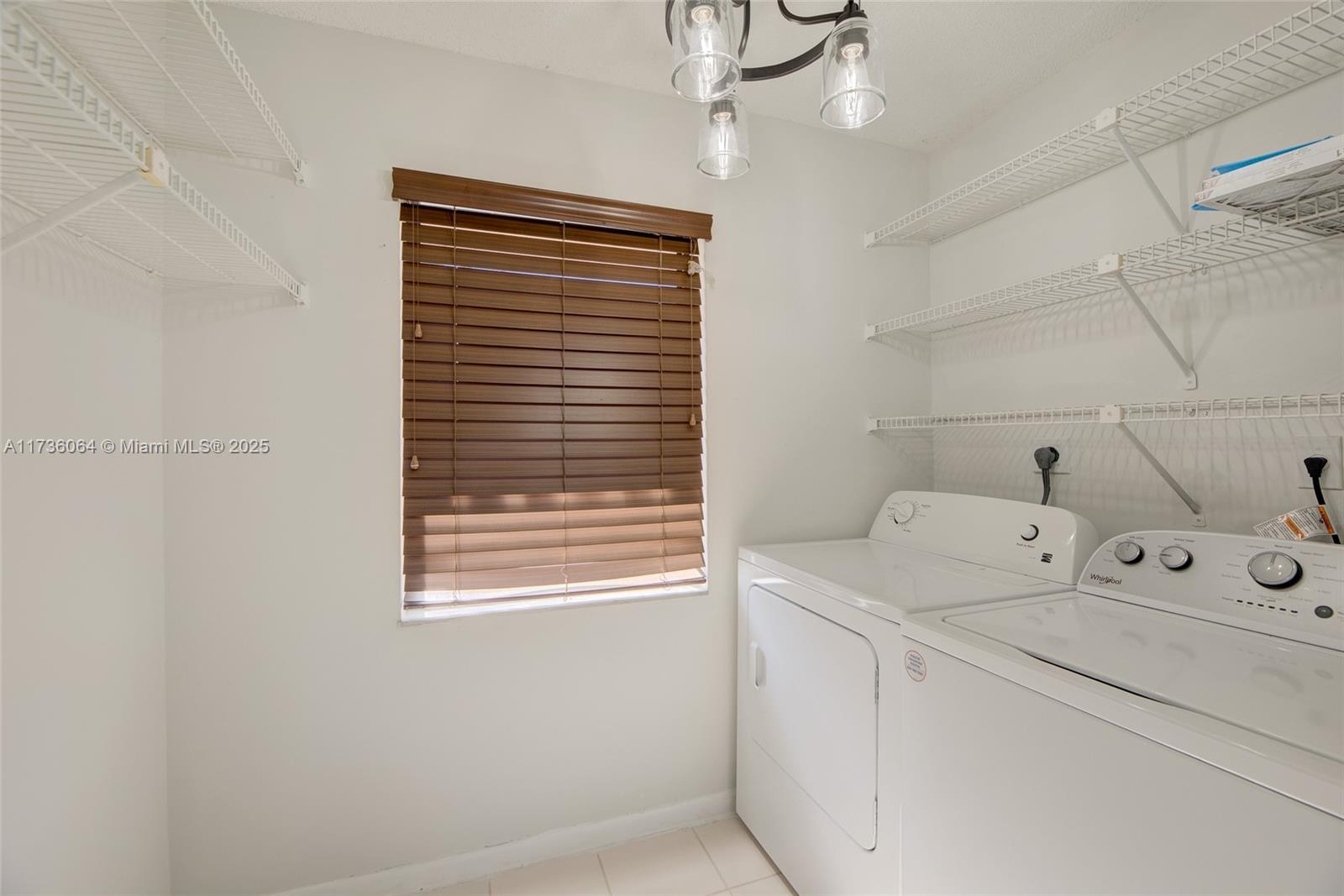 VALENCIA VILLAGE CONDO PH - Residential