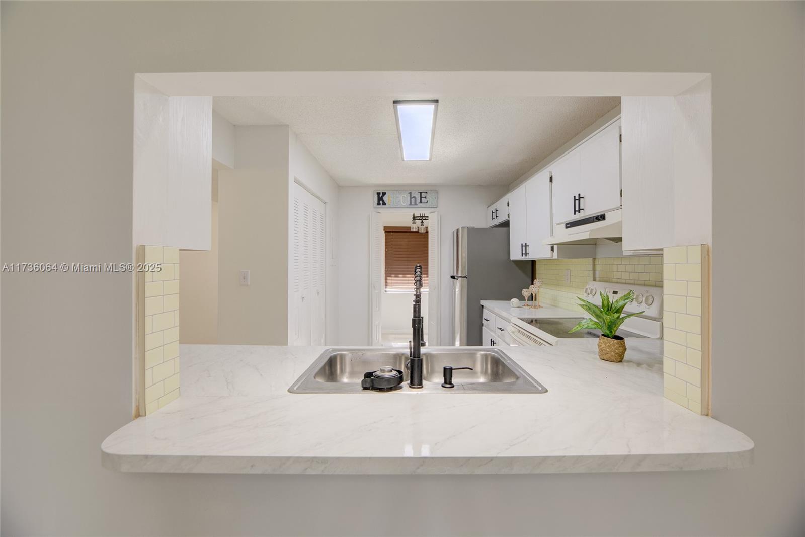 VALENCIA VILLAGE CONDO PH - Residential