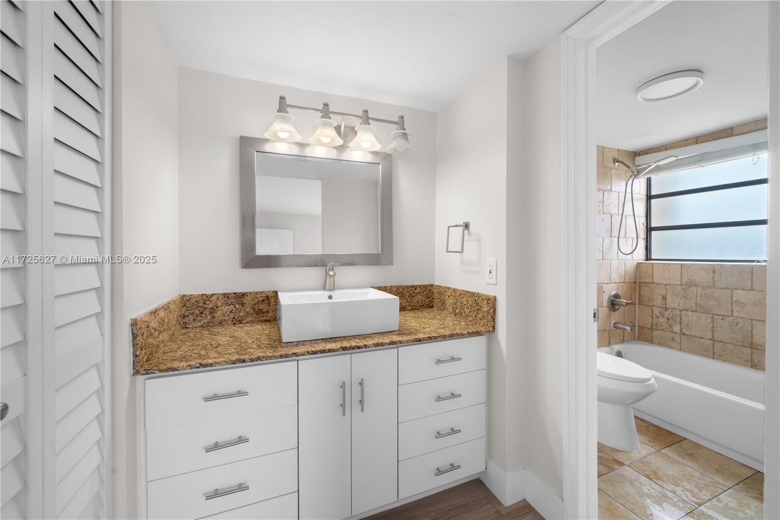 KENLAND BEND NORTH CONDO - Residential