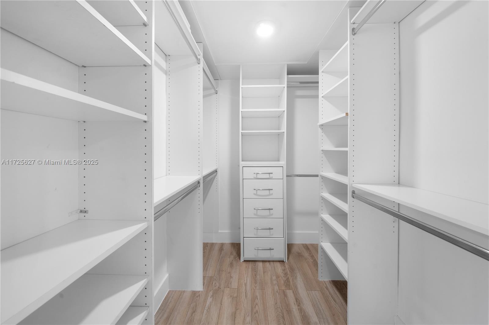 KENLAND BEND NORTH CONDO - Residential