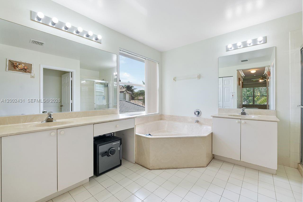 SILVER LAKES PHASE III RE - Residential