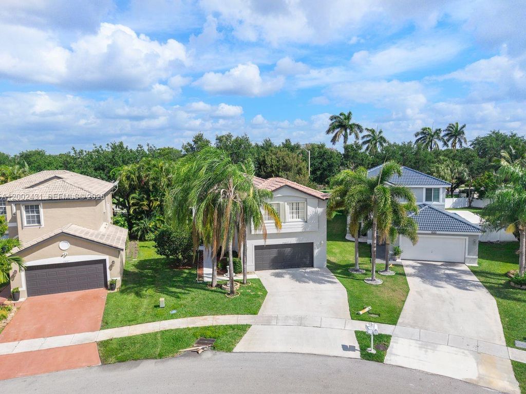 Photo of 17621 SW 31st Ct, Miramar, FL 33029 (MLS # A12002431)