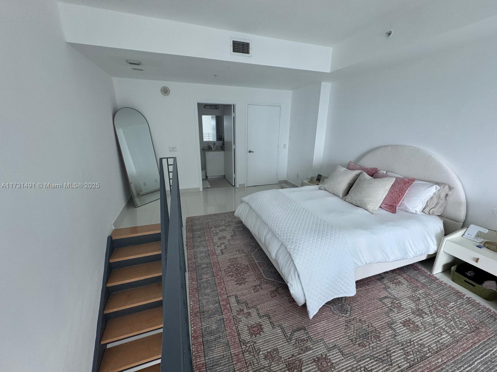 60 SW 13th ST 2408