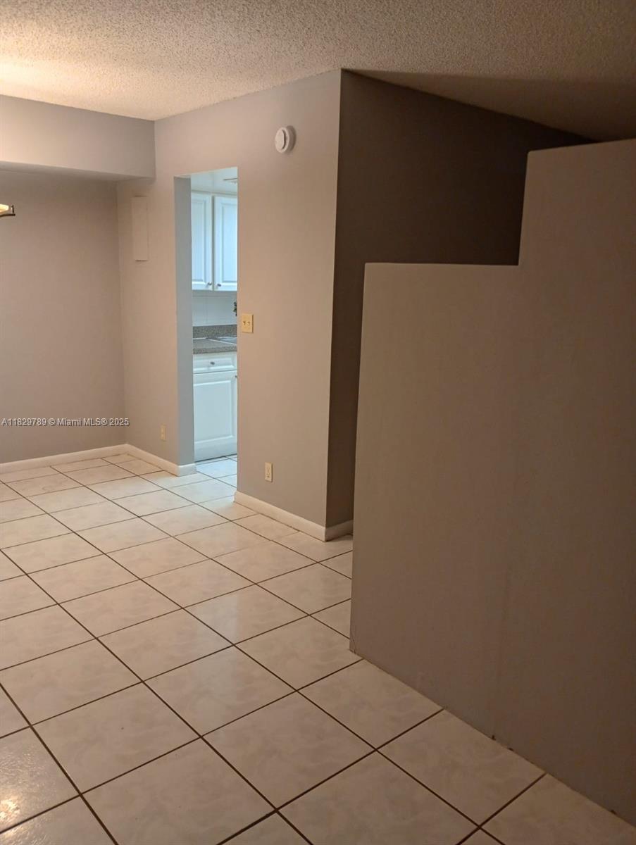 SILVER PALMS CONDO - Residential