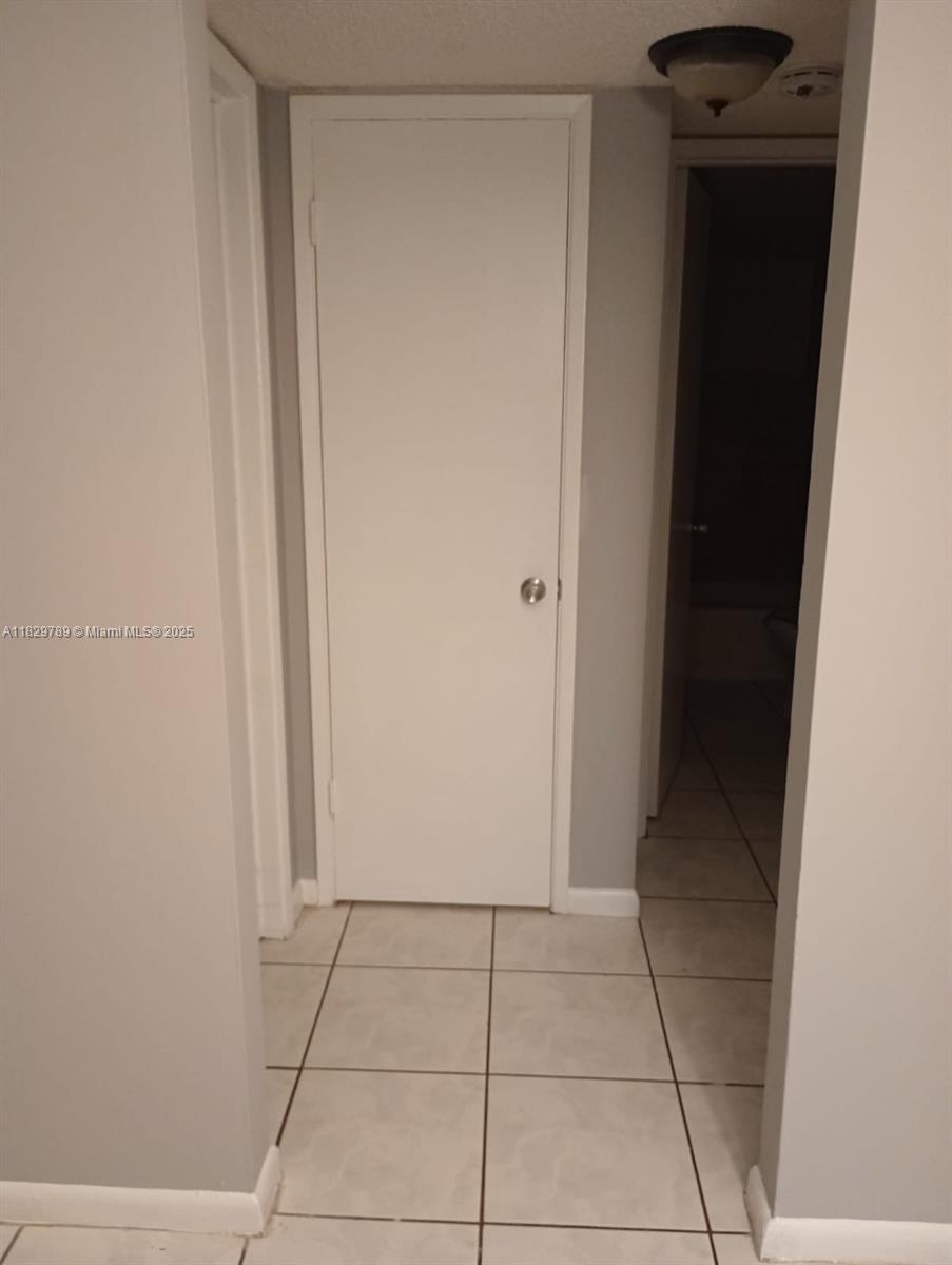 1201 SW 50th Ave 211-4