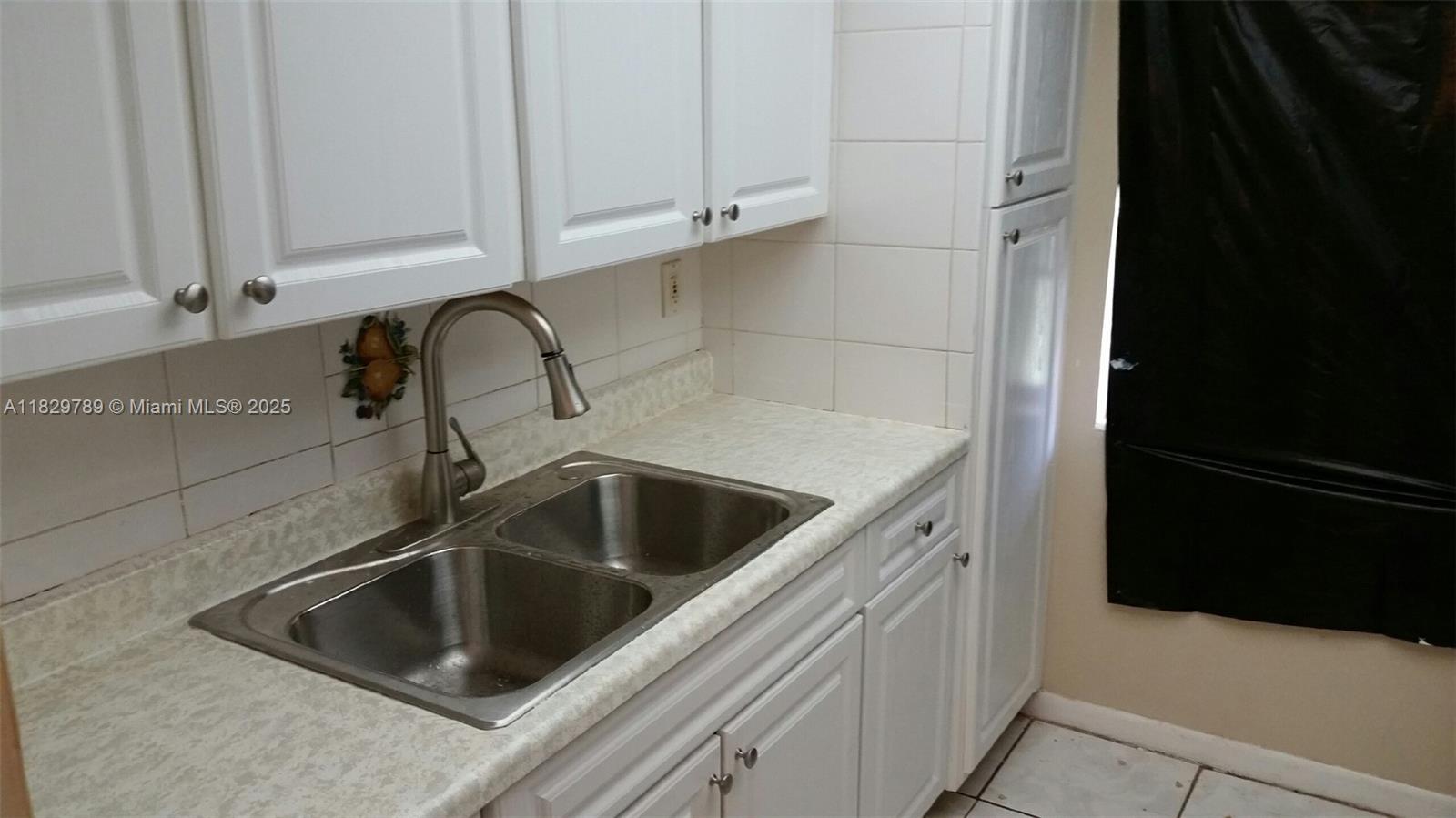 SILVER PALMS CONDO - Residential