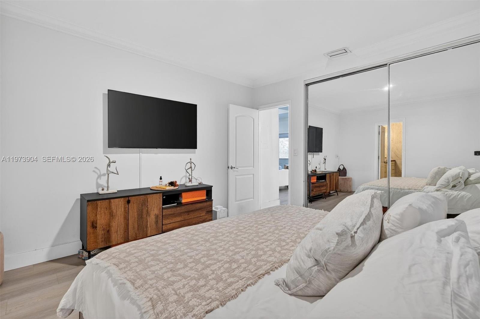 BRICKELL ESTATES - Residential