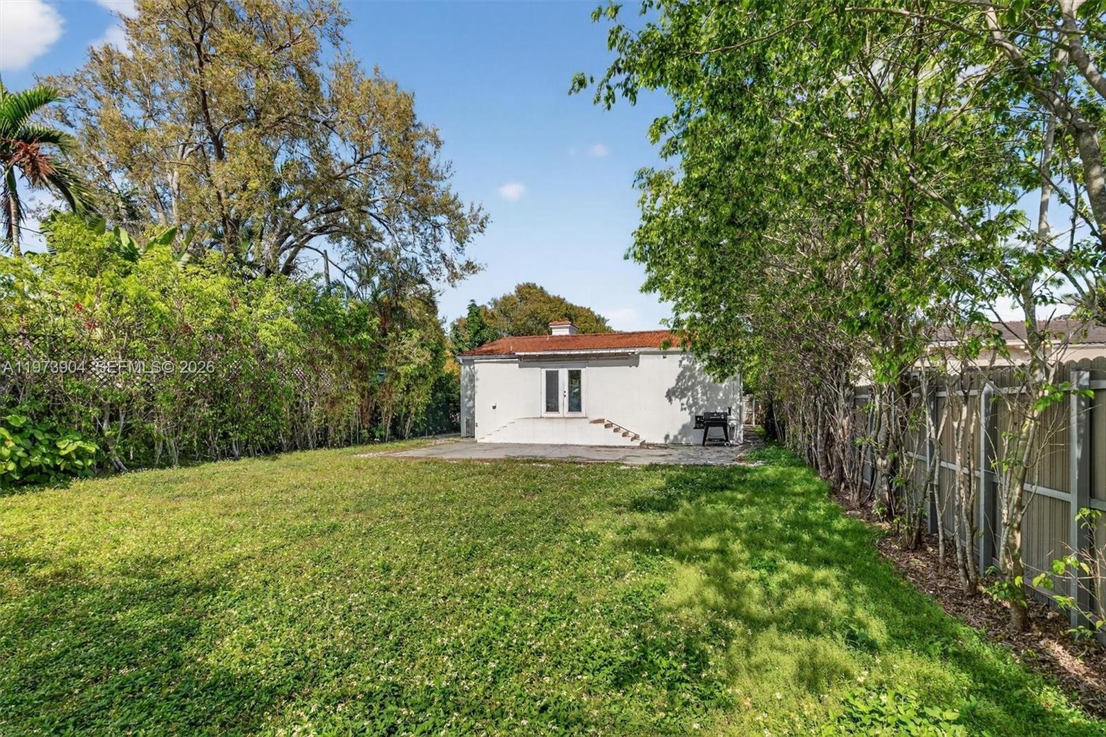 BRICKELL ESTATES - Residential