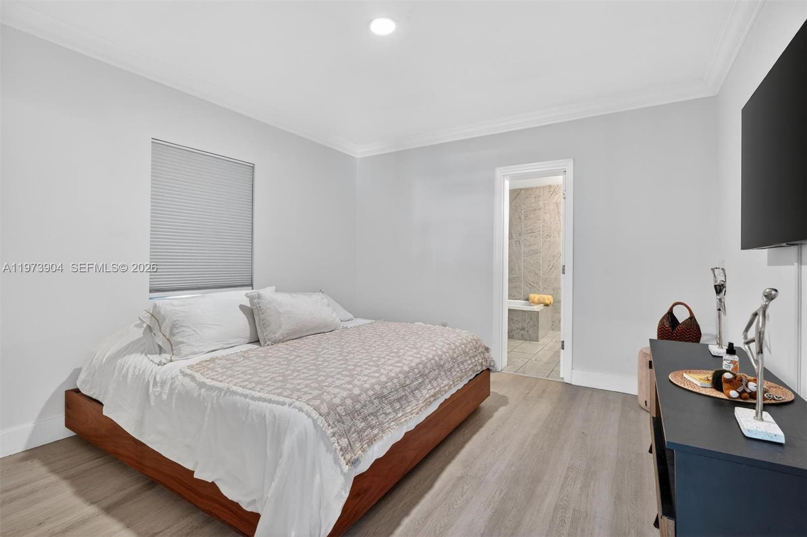 BRICKELL ESTATES - Residential