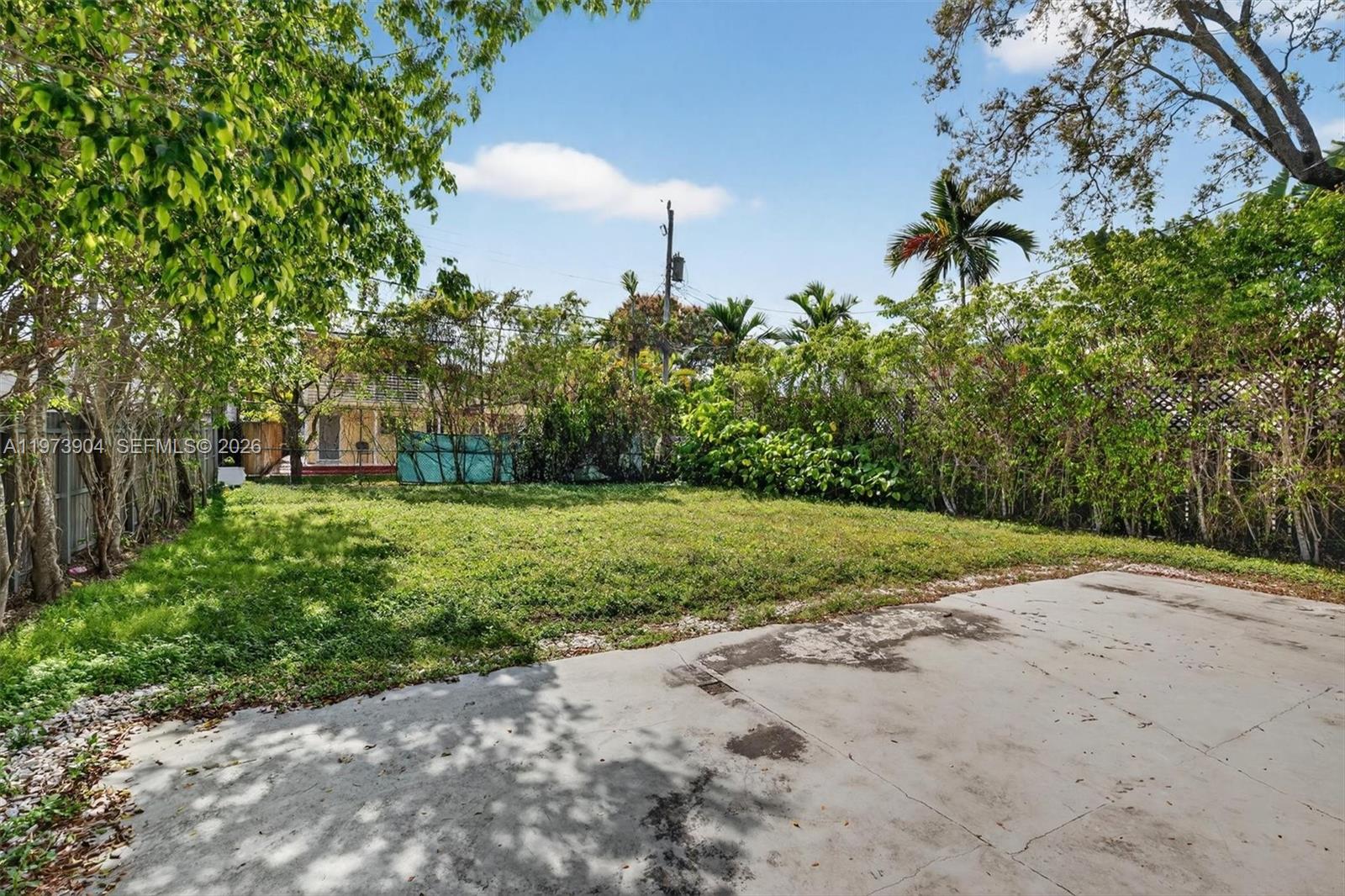 BRICKELL ESTATES - Residential