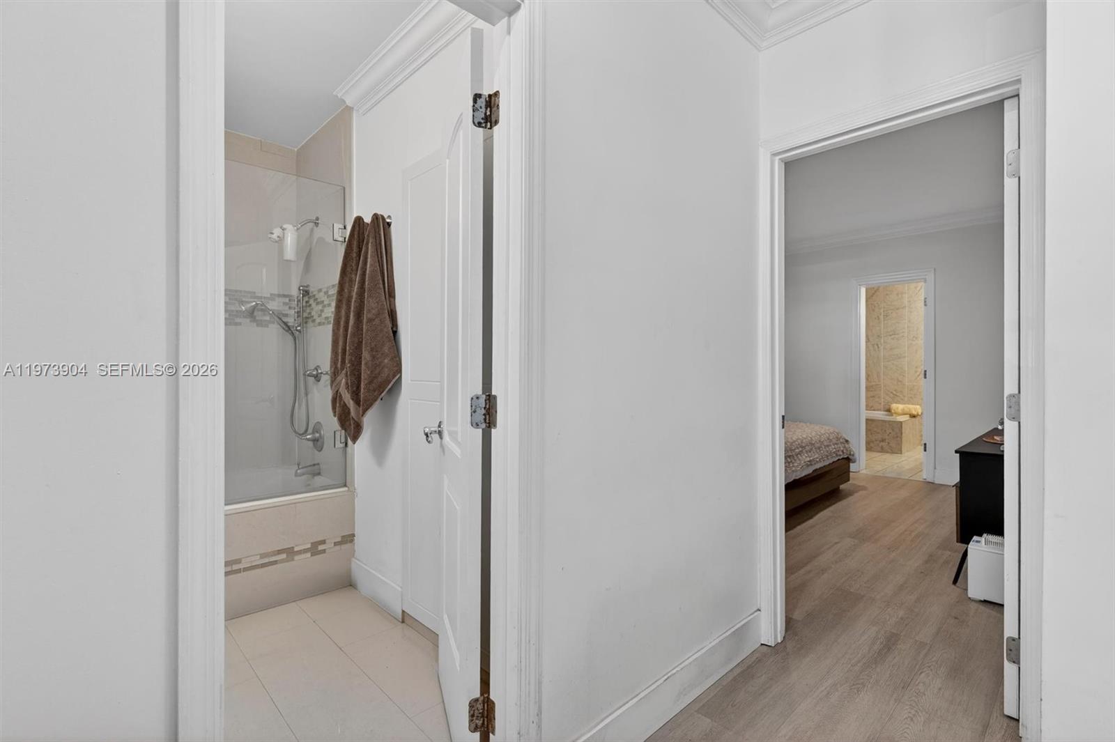 BRICKELL ESTATES - Residential