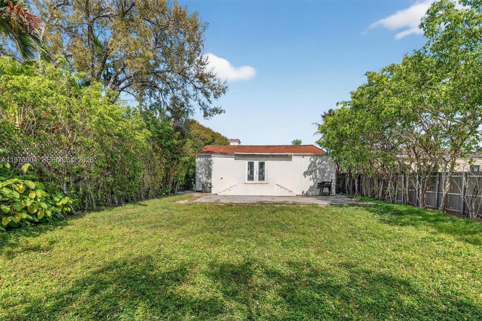 BRICKELL ESTATES - Residential