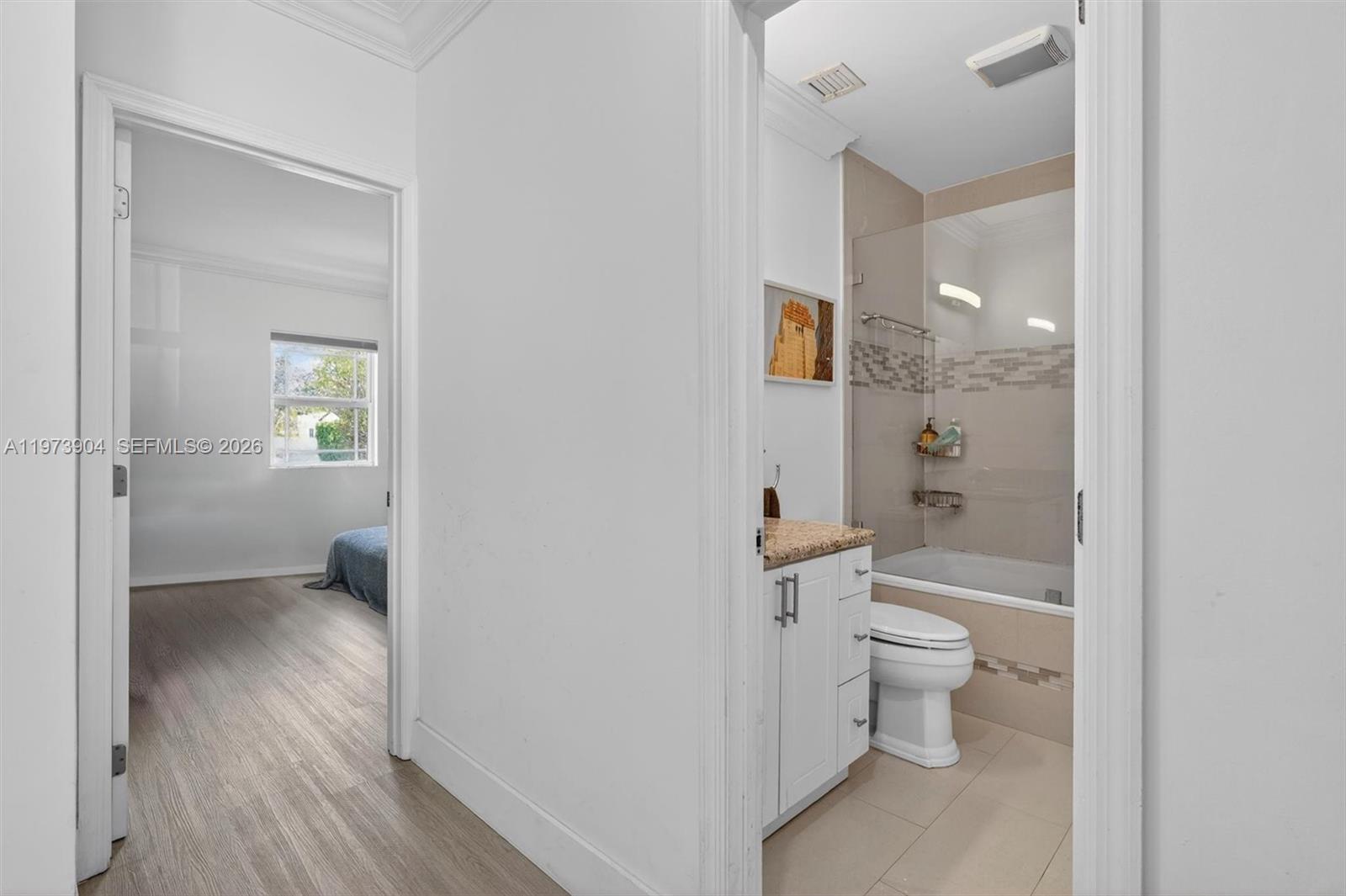 BRICKELL ESTATES - Residential