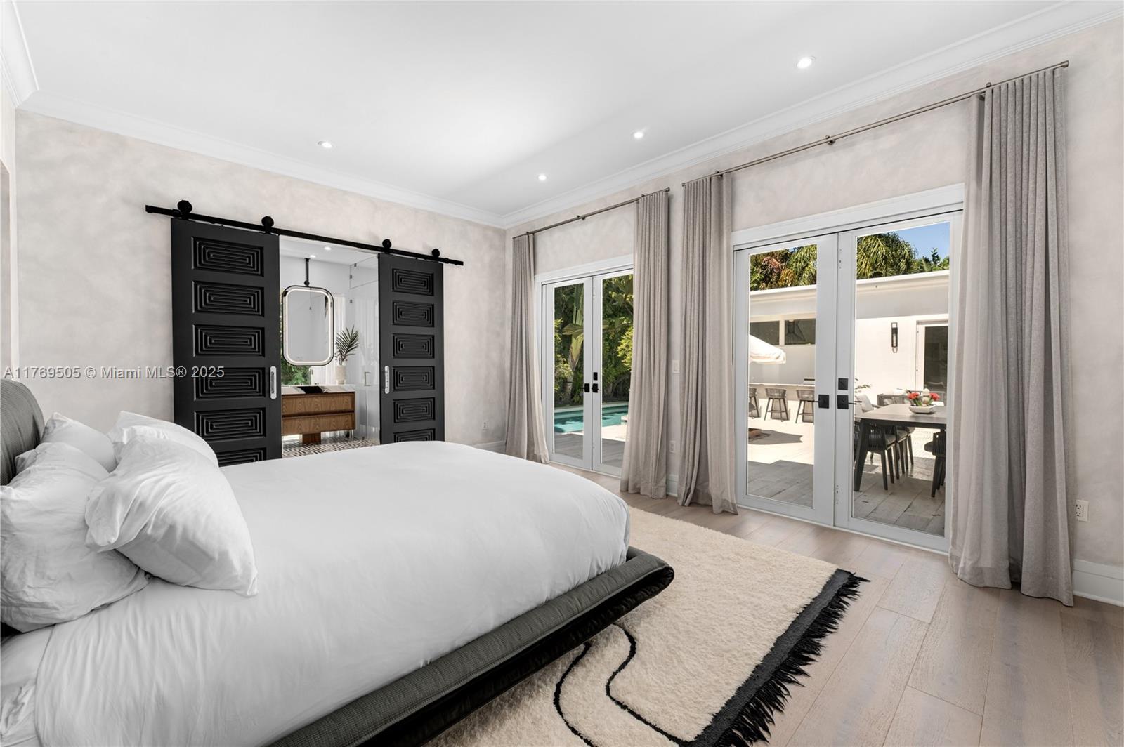 LA GORCE ISLAND - Residential