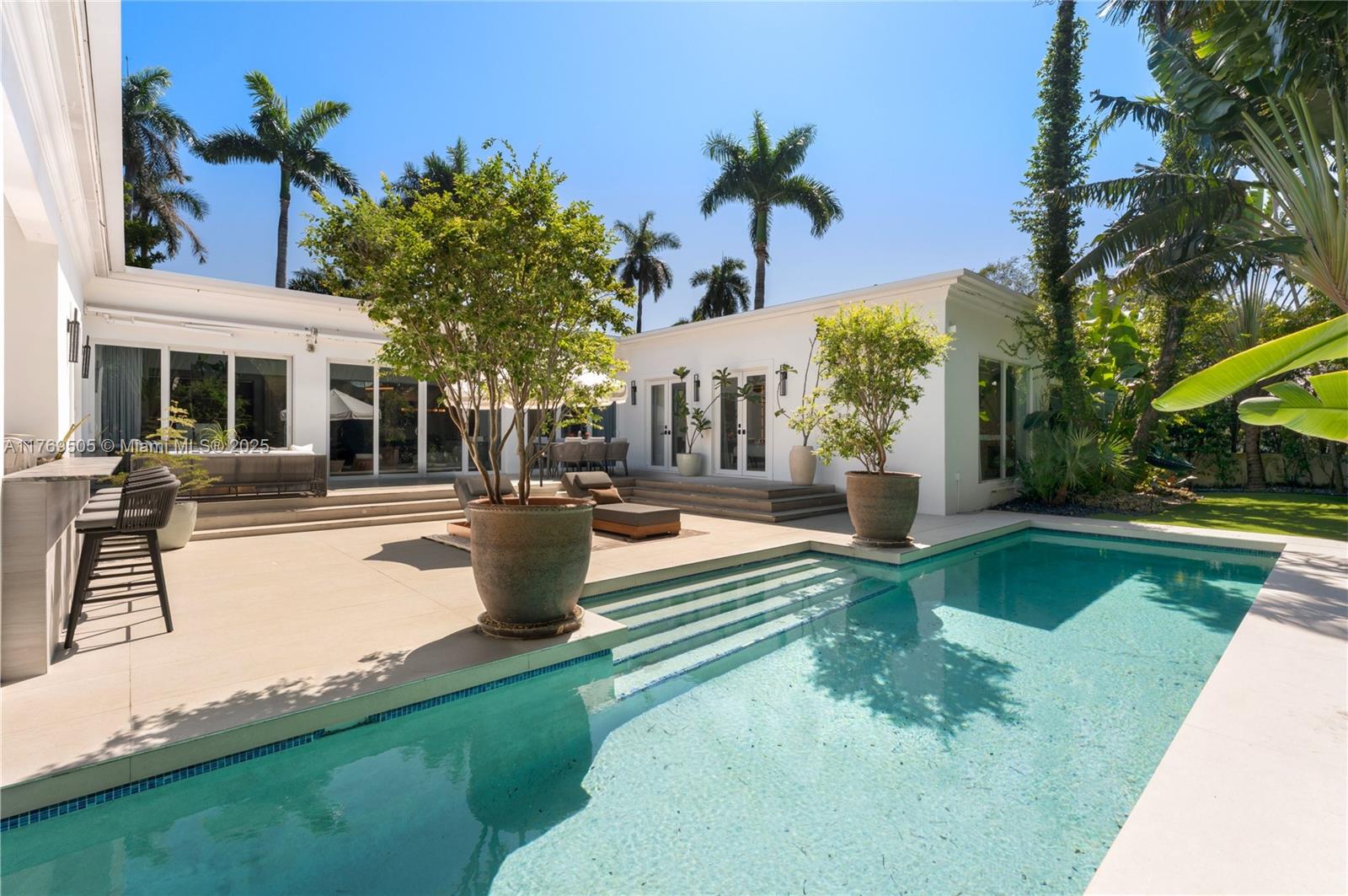 LA GORCE ISLAND - Residential