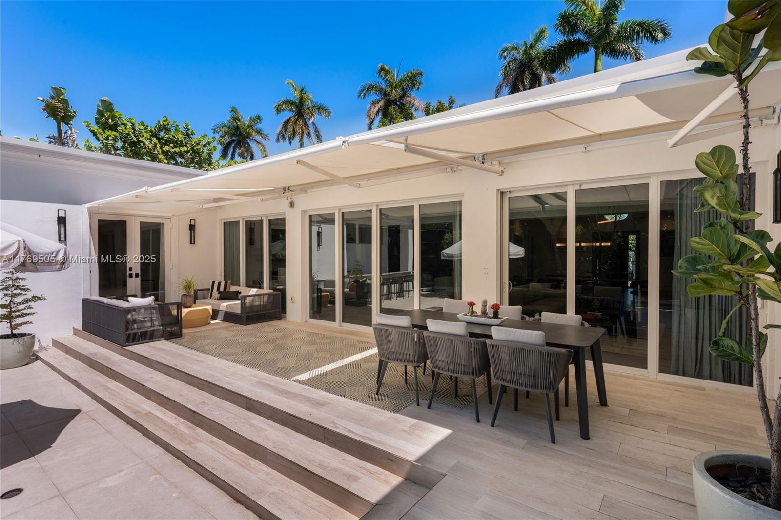 LA GORCE ISLAND - Residential