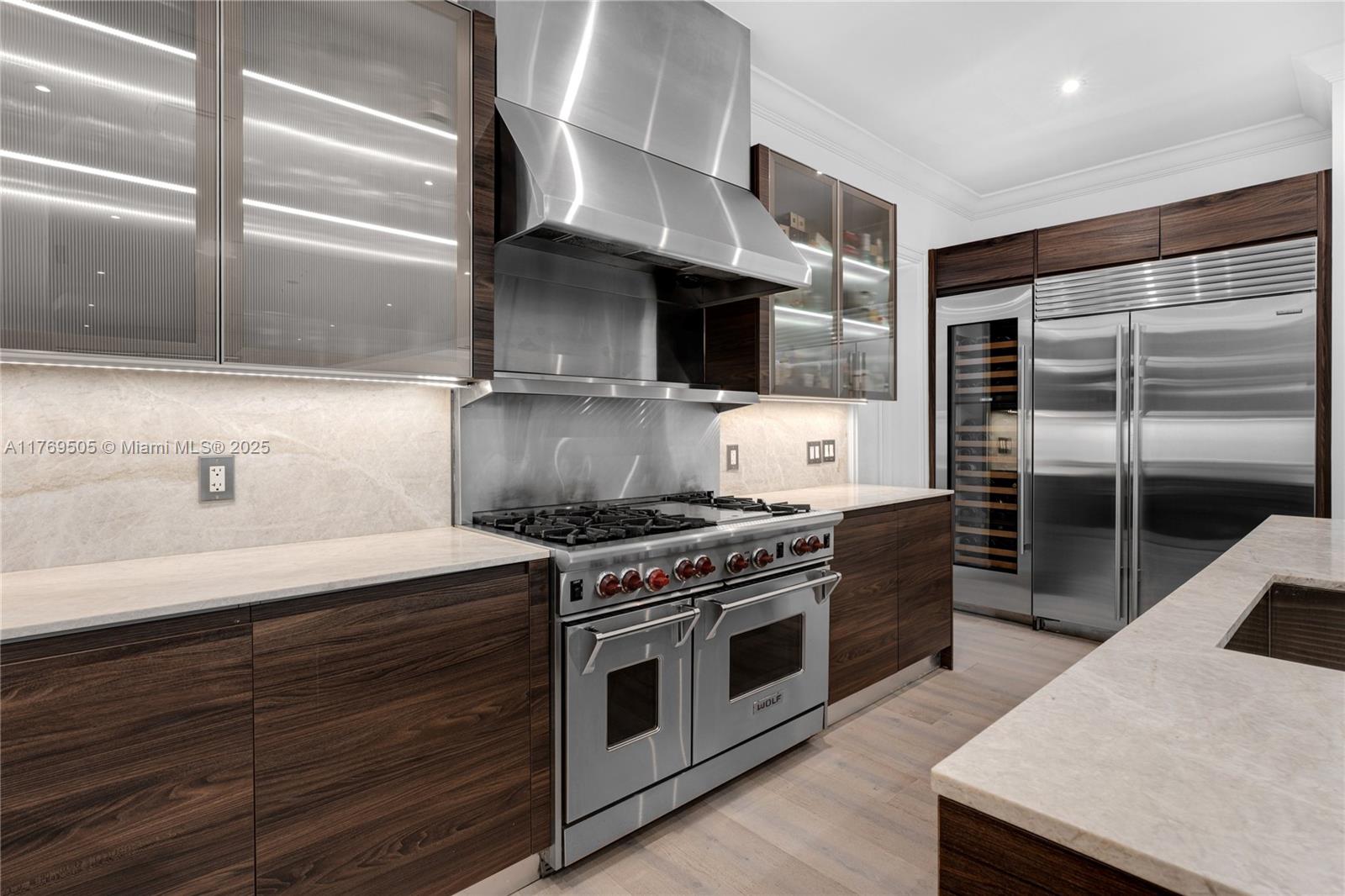 LA GORCE ISLAND - Residential
