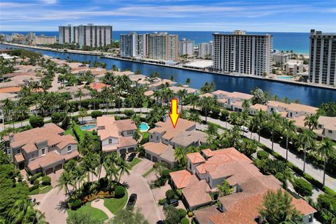 Photo of 822 E Spinnaker Dr E, Hollywood, FL 33019 (MLS # A11854057)