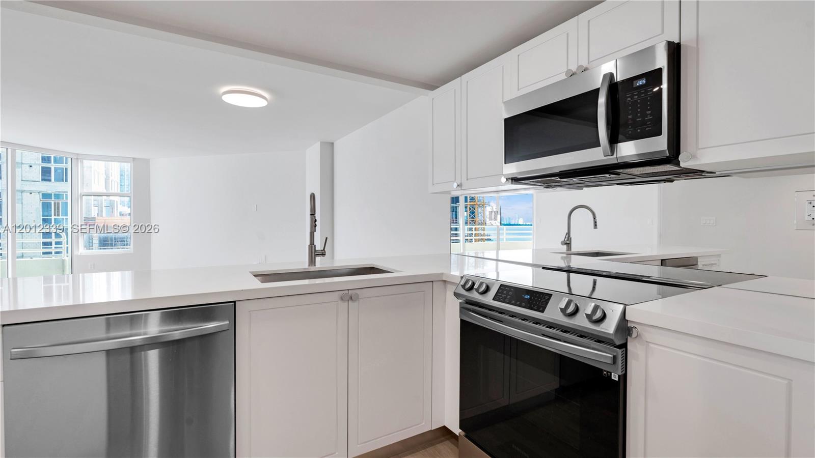 The Hamilton - Residential Lease