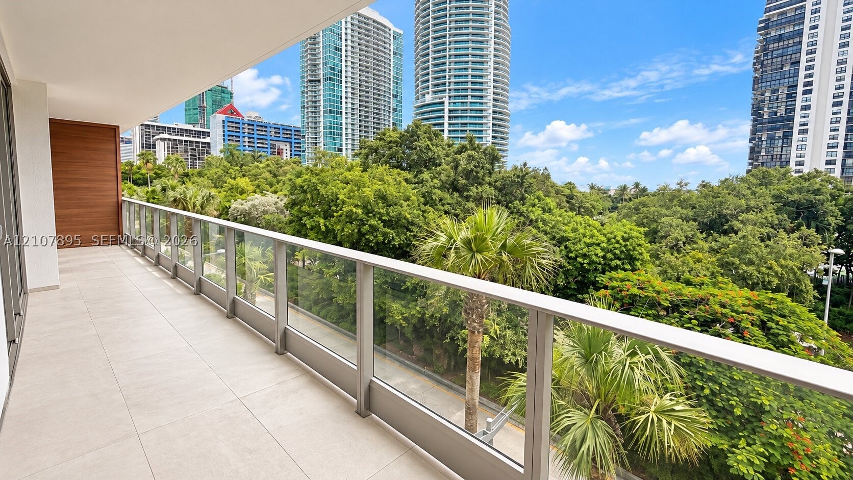 2200 Brickell Ave 312
