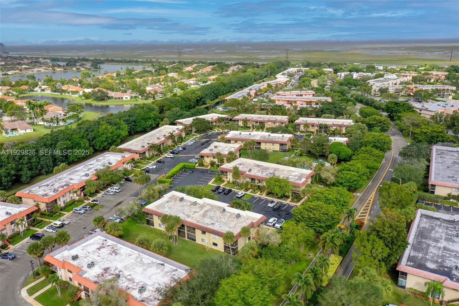 RACQUET CLUB APARTMENTS A - Residential