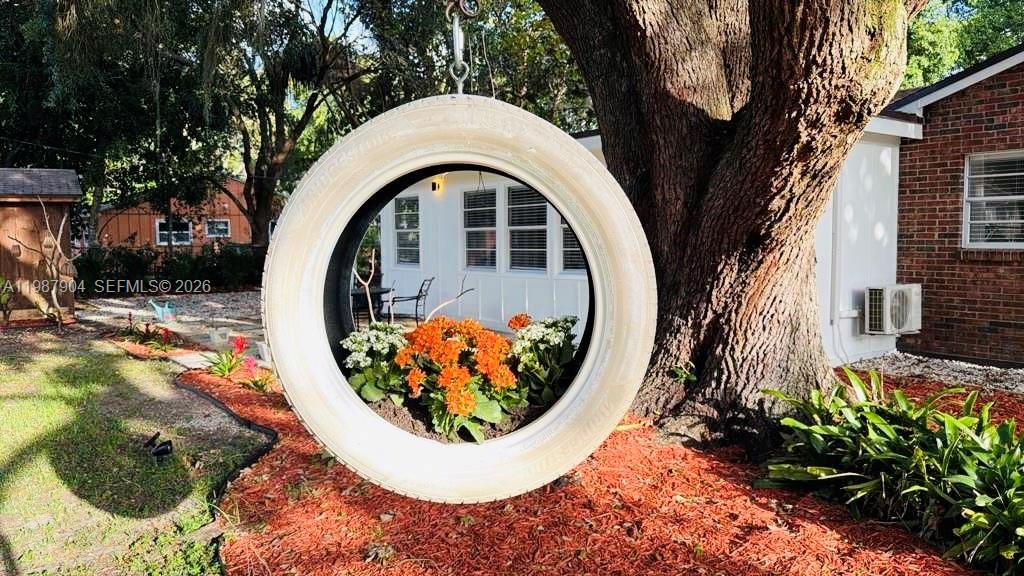 S/D OF 12-45-42, E 1/2 OF - Residential