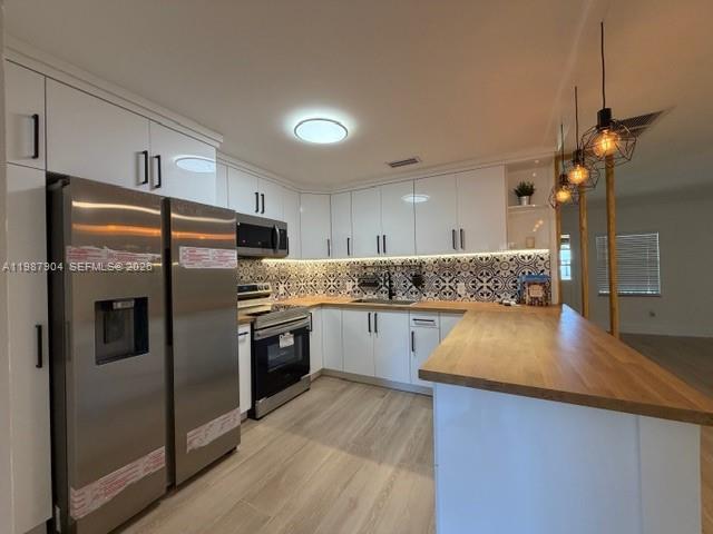 S/D OF 12-45-42, E 1/2 OF - Residential