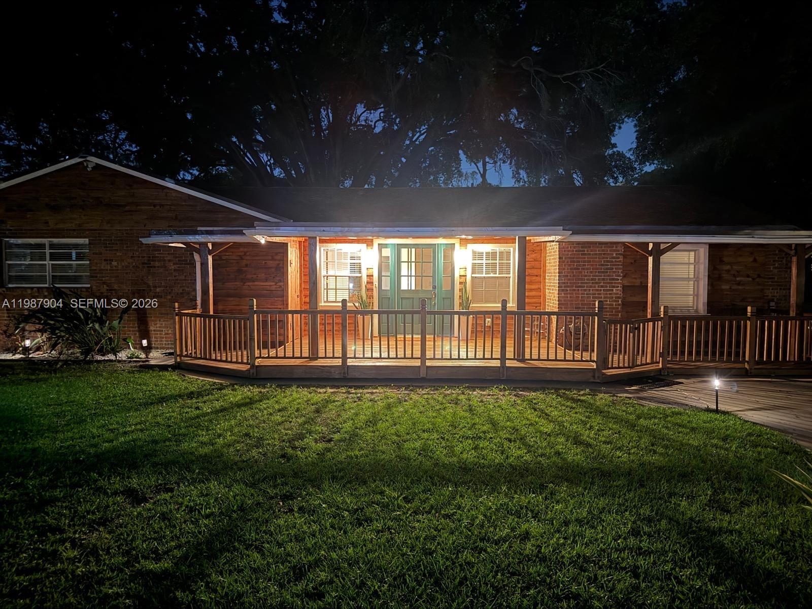 S/D OF 12-45-42, E 1/2 OF - Residential