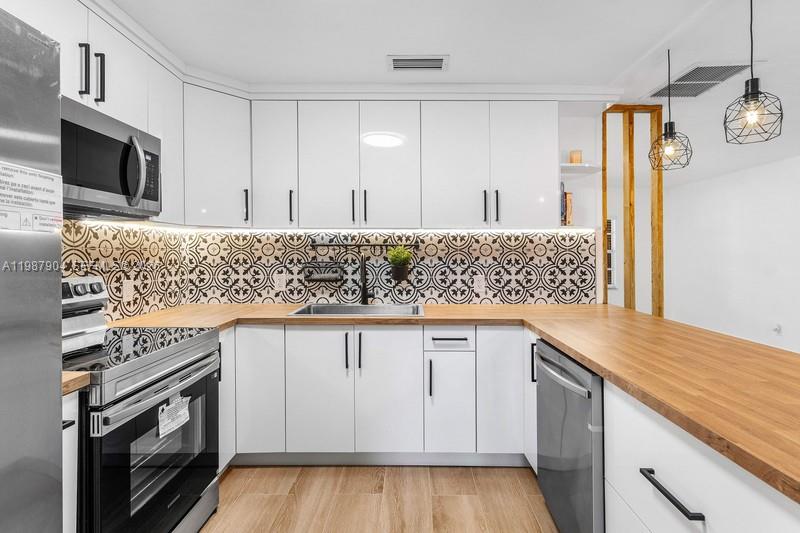 S/D OF 12-45-42, E 1/2 OF - Residential