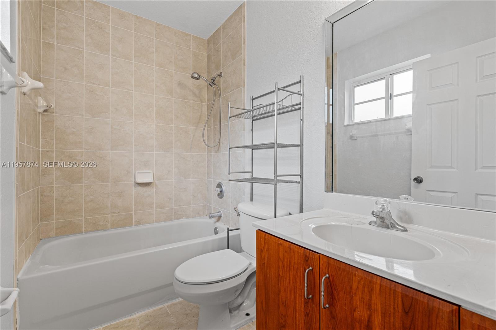 ABEL HOMES AT KEYS WINDS - Residential Lease