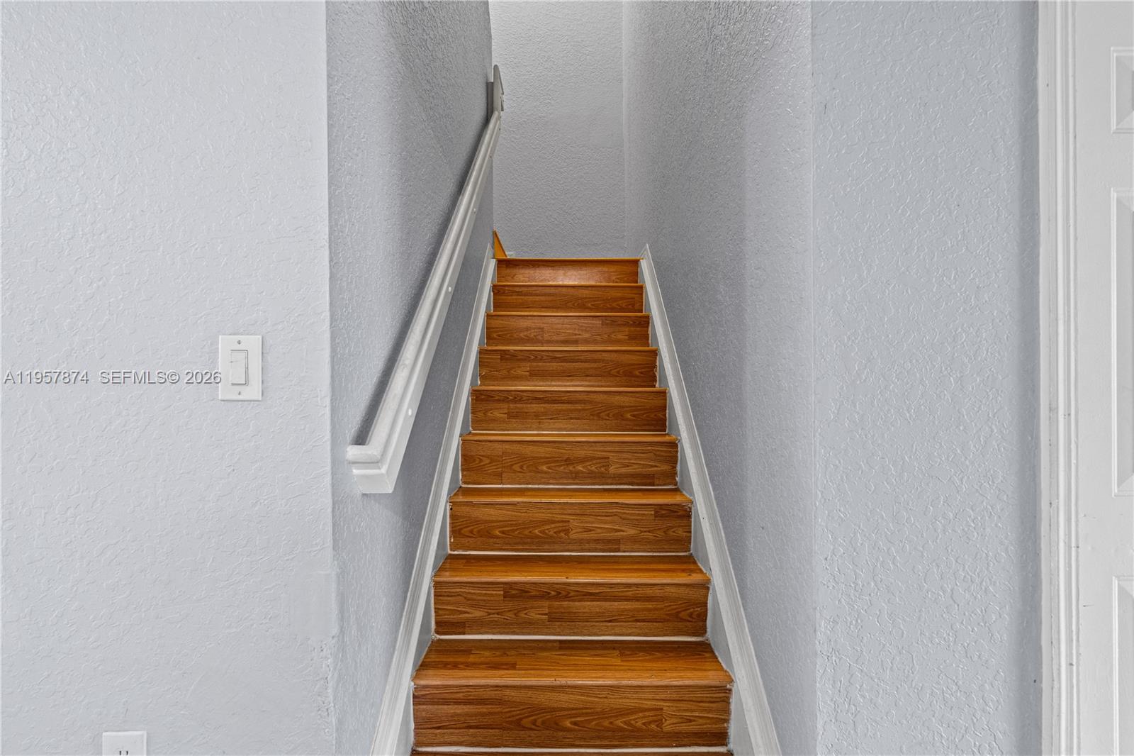 ABEL HOMES AT KEYS WINDS - Residential Lease