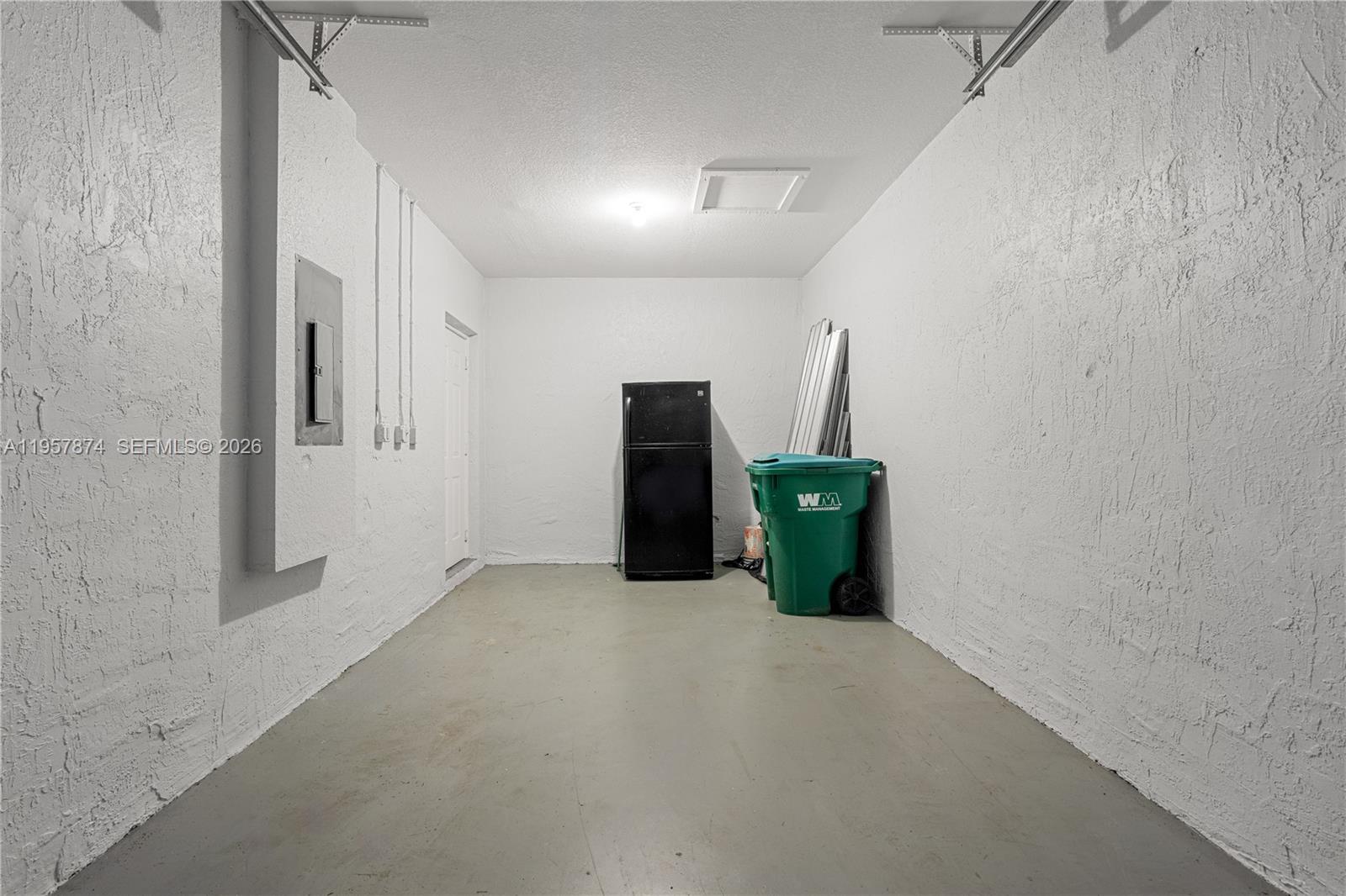 ABEL HOMES AT KEYS WINDS - Residential Lease