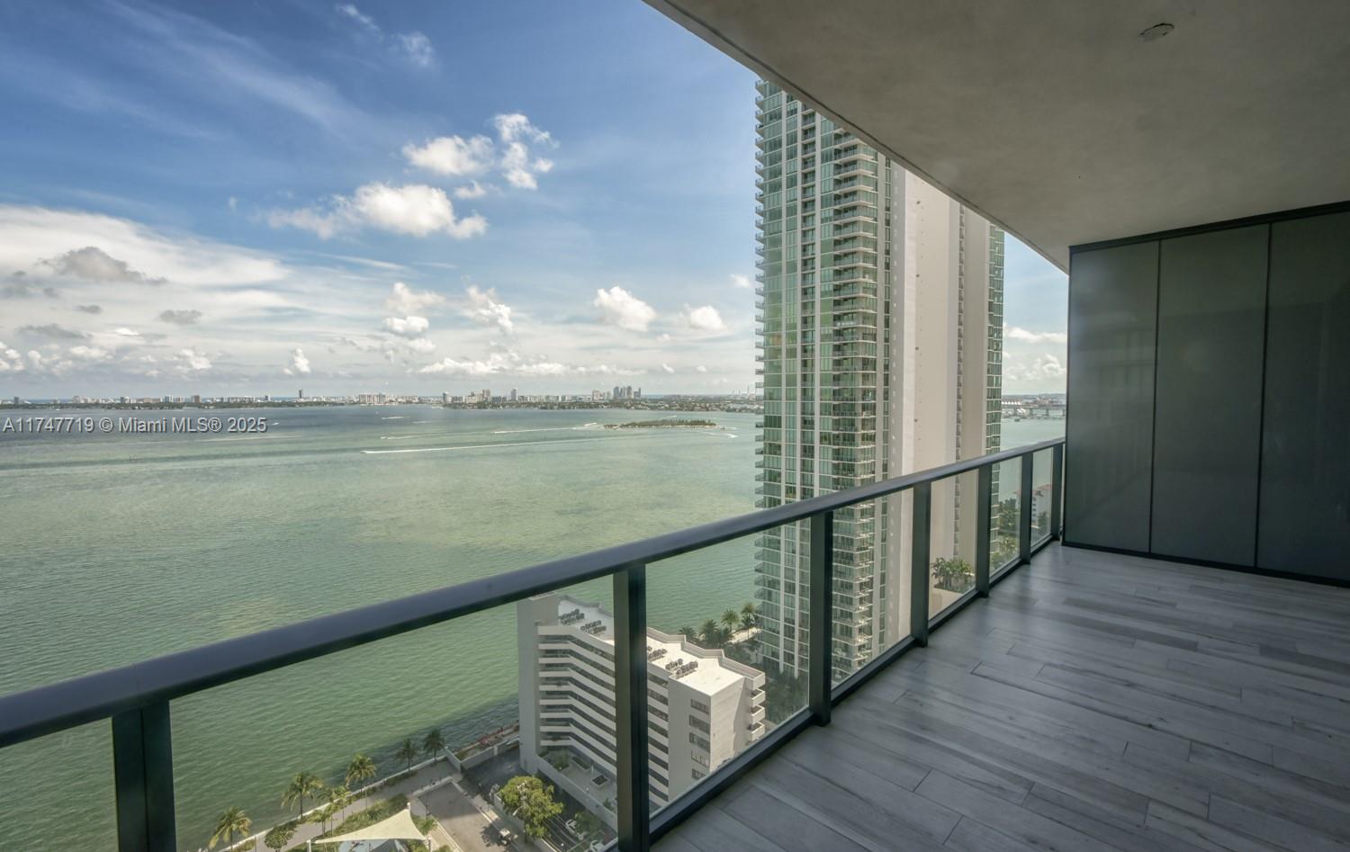 Property for Sale at 480 Ne 31st St 2304, Miami, Broward County, Florida - Bedrooms: 2 
Bathrooms: 3  - $1,090,000
