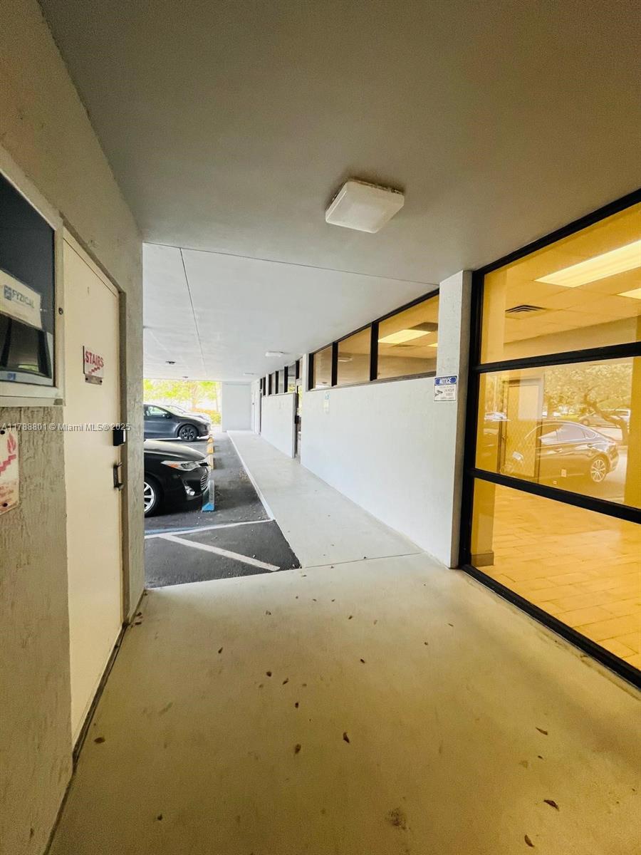 6101 W Atlantic Blvd 103-104