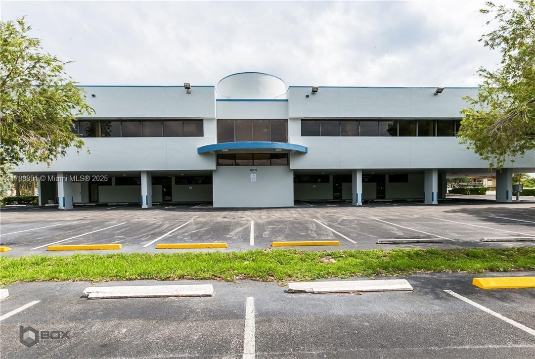 6101 W Atlantic Blvd 103-104