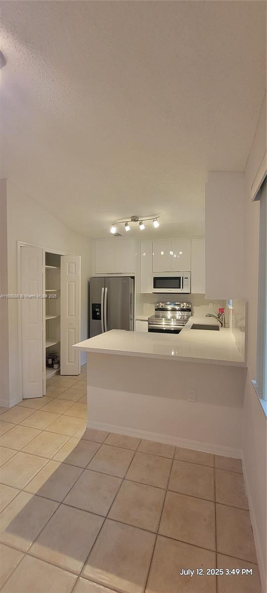 2125 NW 77th Way 201