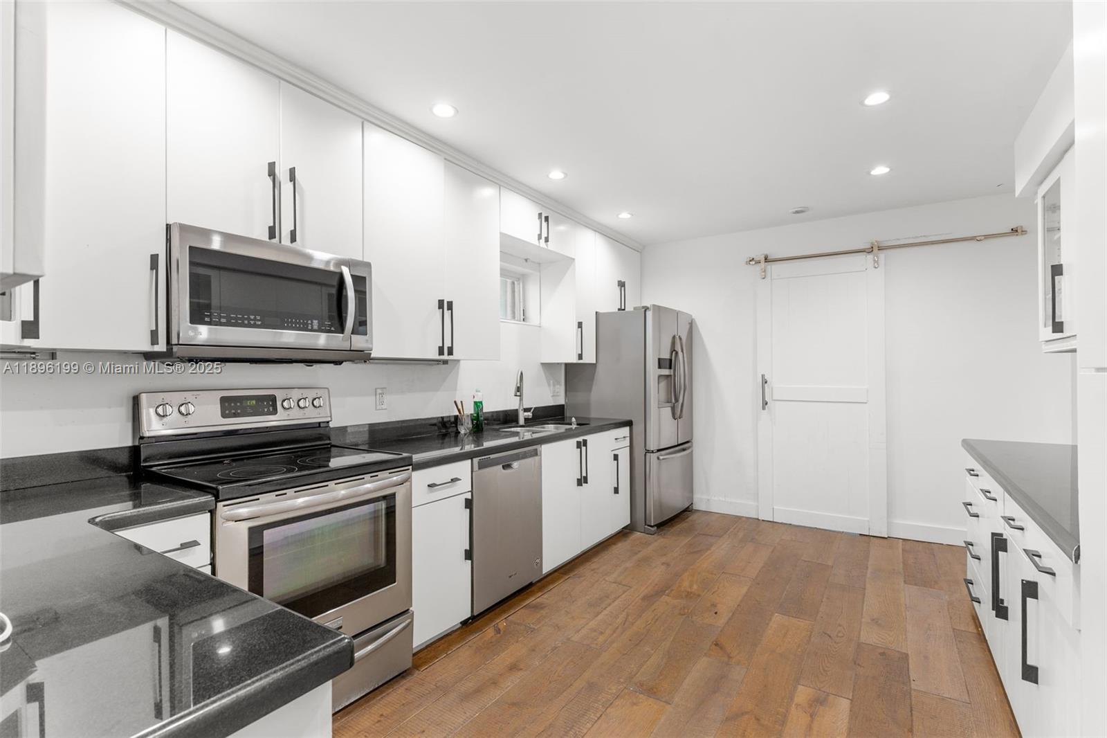 BISCAYNE BEACH-3RD ADDN - Residential Lease