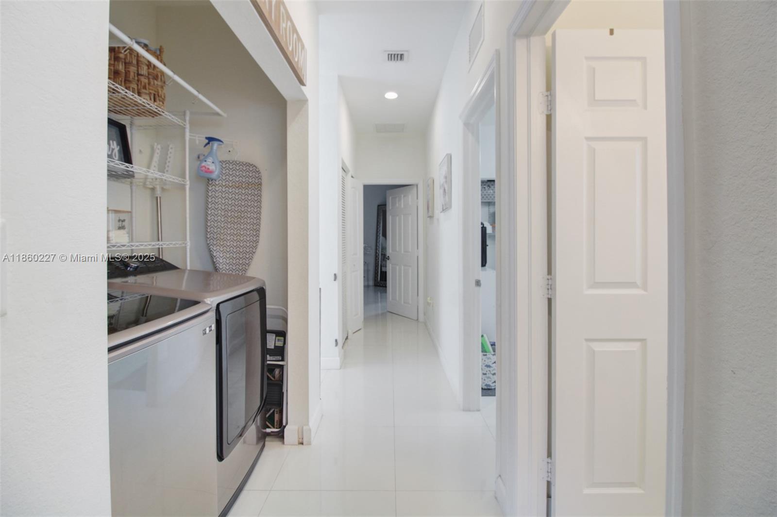 FERNANDOS PLACE - Residential