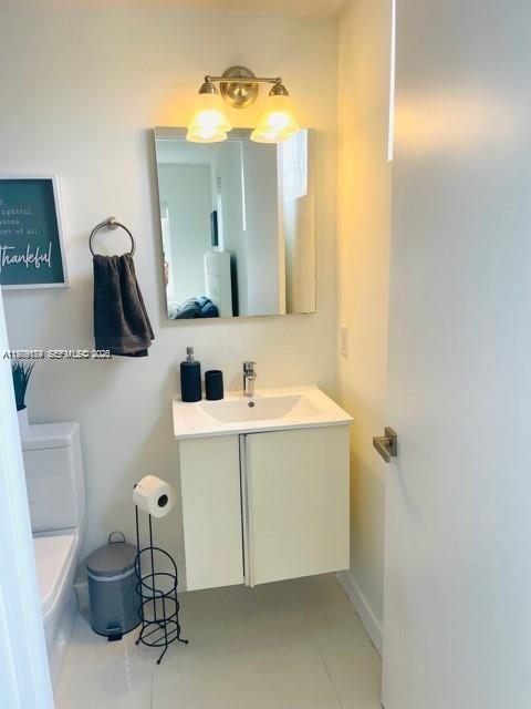 1419 WEST CONDO - Residential
