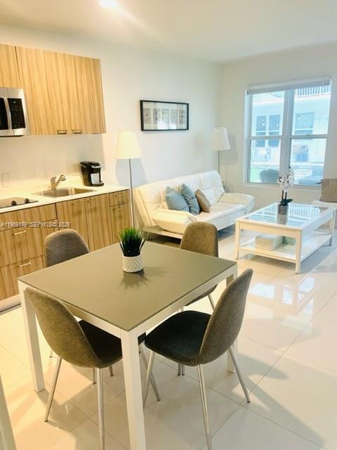 1419 WEST CONDO - Residential