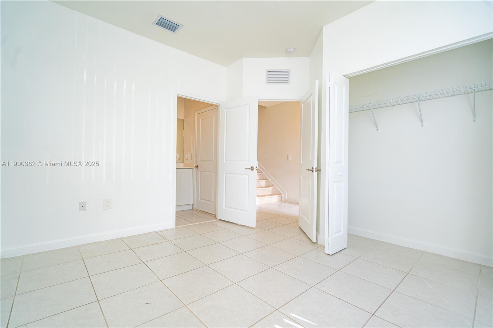 PINE ISLE - Residential Lease