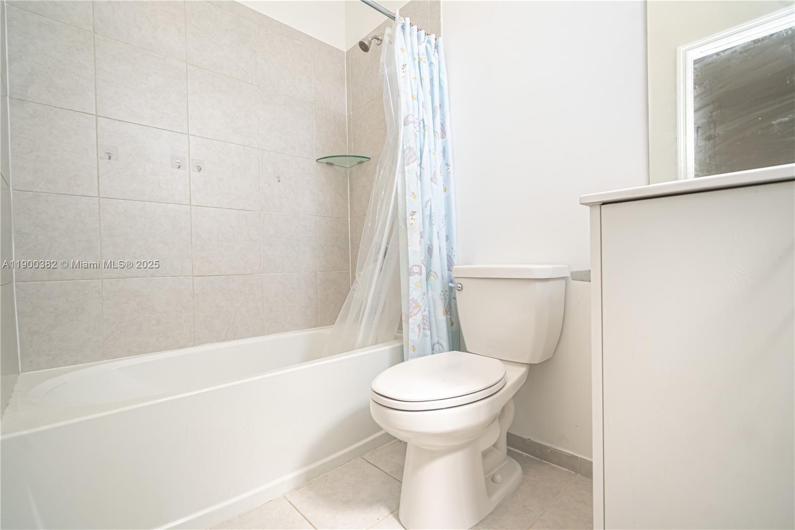 PINE ISLE - Residential Lease