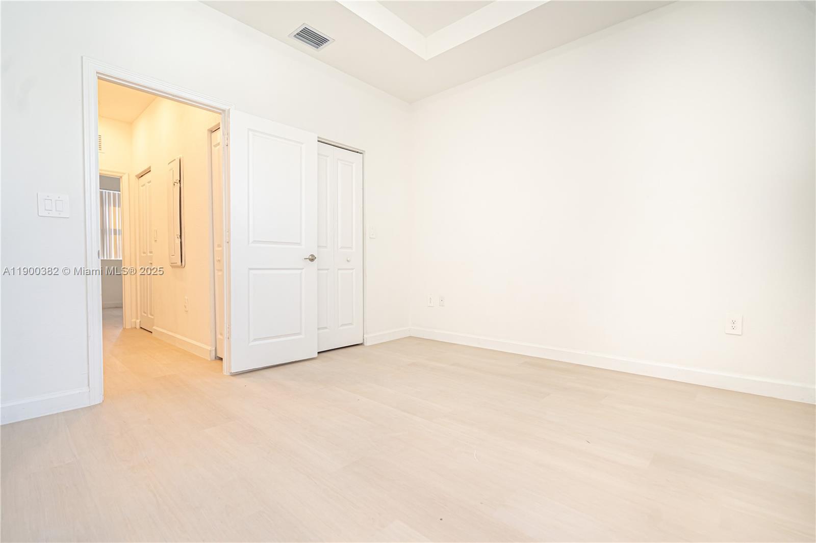 PINE ISLE - Residential Lease