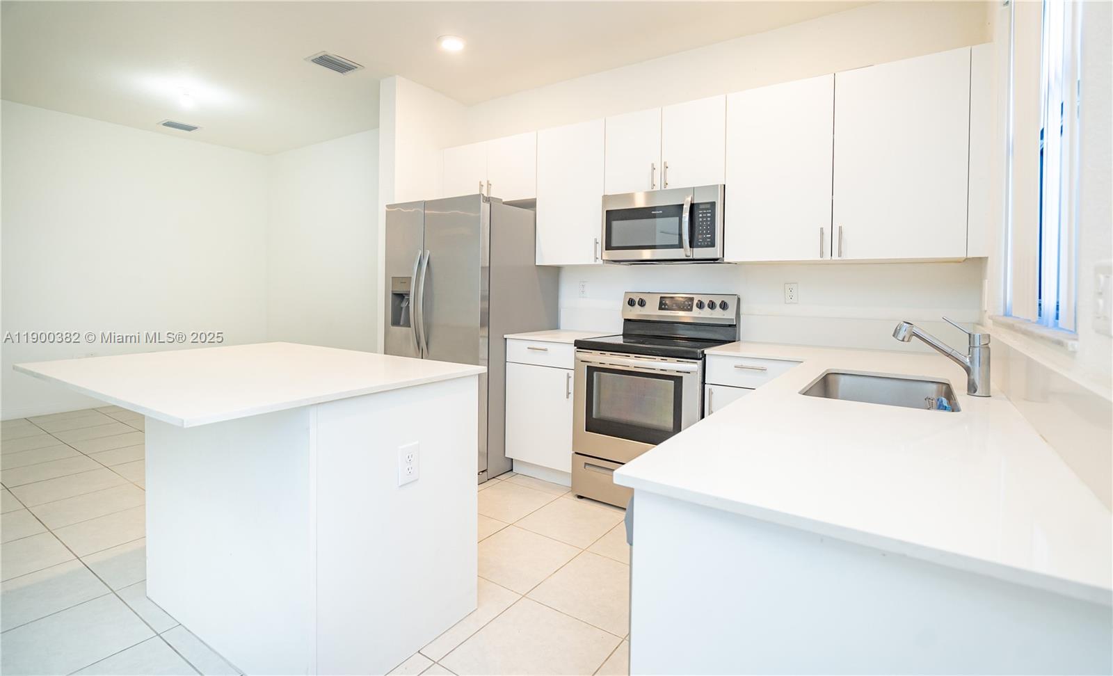 PINE ISLE - Residential Lease