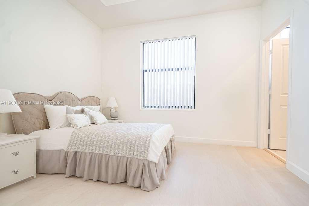 PINE ISLE - Residential Lease